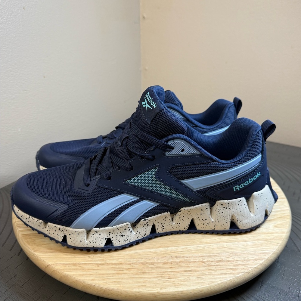 Reebok Men’s Zig Dynamica STR Running Shoes - Picture 2 of 10